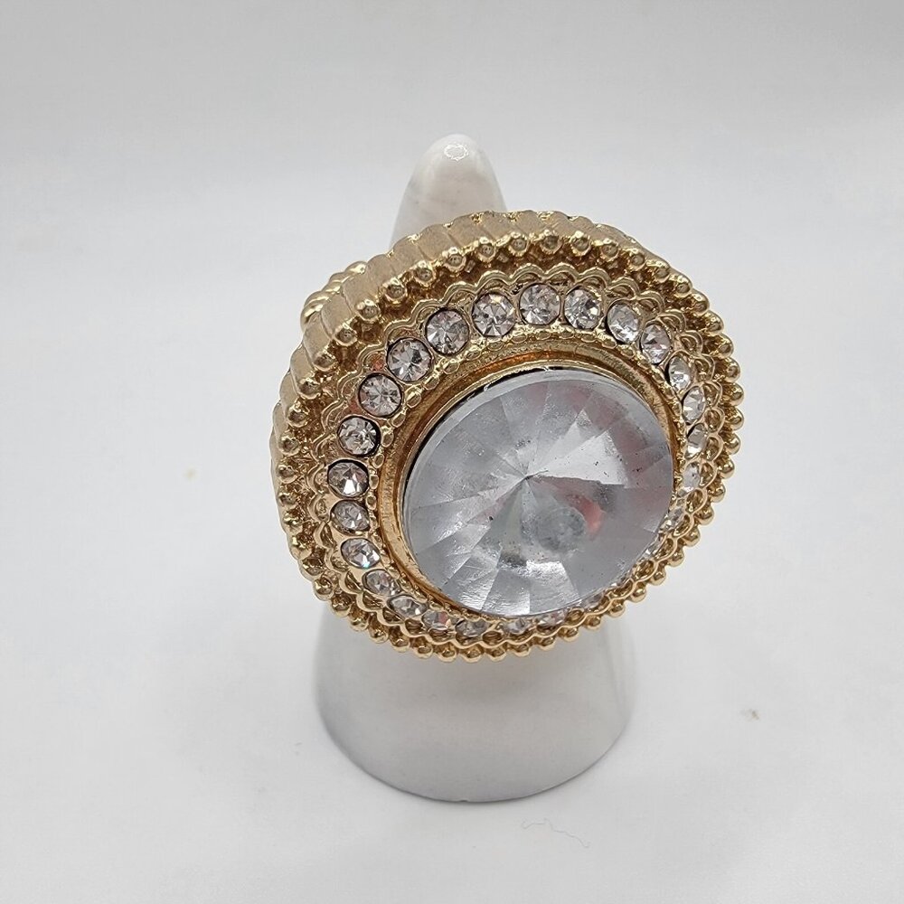 Oversized Clear Rhinestones Stretch Round Cocktail Ring